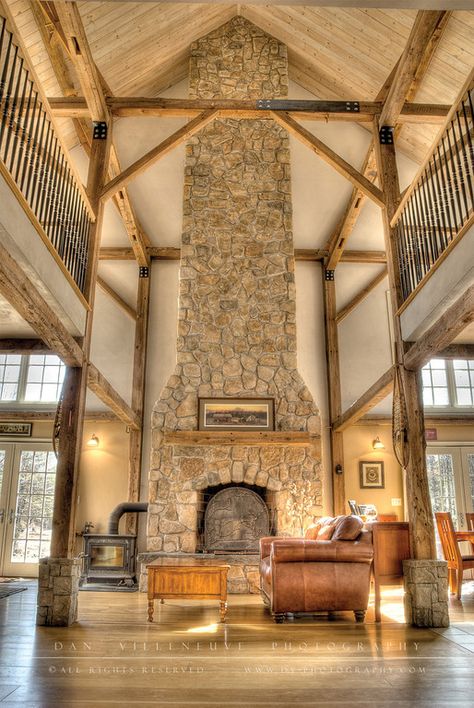 Chic Mountain Style Red Barn House, Two Story Fireplace, Barn Layout, Barn Living, Converted Barn, Barn Renovation, Casas Coloniales, Log Cabin Homes, High Ceilings