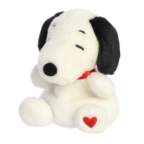 Coming this Valentine Season! Palm Pals, Snoopy Plush, 17th Birthday Ideas, Heart Plush, Plush Collection, Snoopy Love, 17th Birthday, Cute Stuffed Animals, All Things Cute