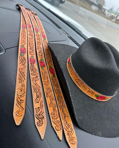 p.o.v. You forgot to take pictures of an order of 5 hatbands until you were 2 minutes away from meeting the customer🫠🙃 Custom hat bands available on the Etsy shop! #western #leatherhatband #leather #hatband #ootd #leathercraft #leathersmith #leathercarving #rose #instagood #cowboy #cowboyhat Hat Bands, Leather Hat, Leather Carving, Leather Hats, Hat Band, Take Pictures, Custom Hats, Leather Working, Leather Craft