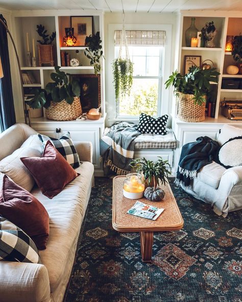 Little fall refresh! swipe to see before I fallified (that’s a word) it in here simple things like swapping out your pillows, adding a throw, some battery candles, and texture. Cottagecore Living, Nesting With Grace, Fall Living Room Decor, Fall Living Room, Cottage Living Rooms, Eclectic Living Room, Decoration Inspiration, Living Room Inspo, Small Living Rooms