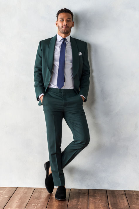 This tux is a double-take magnet. The rich jewel tones of our emerald shawl tuxedo make for a party-perfect look you can't help but admire. Includes matching emerald jacket and pants. Shop The Black Tux today! Shawl Tuxedo, Wedding Guest Men, Black Tie Optional Wedding, Creative Black Tie, Cocktail Wedding Attire, Wedding Guest Suits, Rich Jewel Tones, Formal Wedding Attire, Cocktail Attire Men