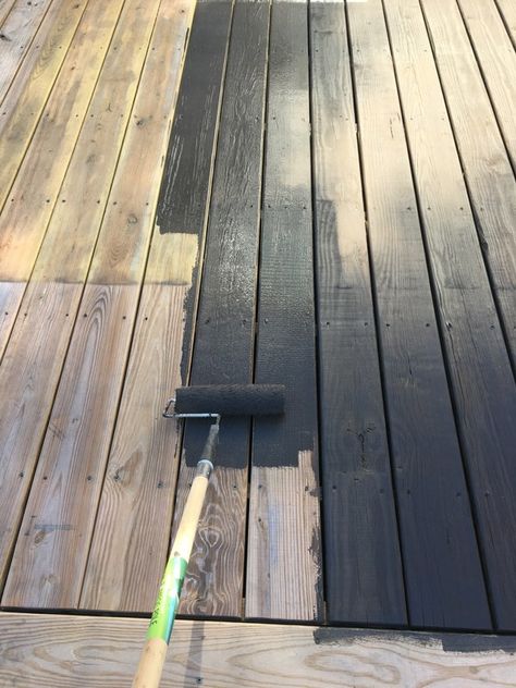 Dark stained deck -- Plaster & Disaster Dark Stained Deck, Stained Deck, Deck Paint Colors, Dark Deck, Grey Deck, Deck Stain Colors, Laying Decking, Deck Makeover, Black Deck