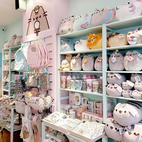 Artbox Cafe, Pusheen Birthday, Pusheen Love, Cat Room Decor, Cat Bedroom, Pusheen Cute, Pusheen Cat, Pink Bedrooms, Redecorate Bedroom