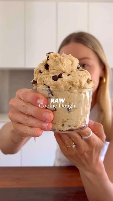 Homemade Cookie Dough Ice Cream, Tiktok Desserts, Gluten Free Protein Cookies, Cookie Dough Ice Cream Recipe, Protein Cookie Dough Recipe, Cookie Dough For One, Homemade Cookie Dough, Easy Homemade Cookies, Edible Cookie Dough Recipe