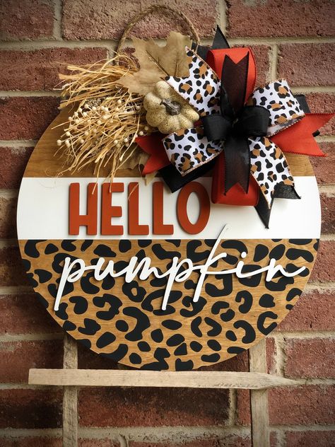 Fall wooden crafts