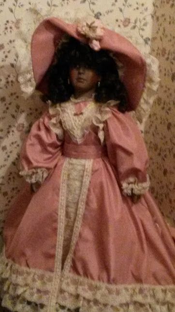 24" African-American Collette porcelain doll African American Porcelain Dolls, Black Porcelain Doll, Black Dolls Vintage, Kitsch Fashion, Glass Dolls, Vintage Porcelain Dolls, Black Baby Dolls, Bone China Tea Set, Doll Aesthetic