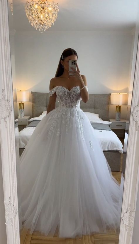 Fluffy Wedding Dress, Puffy Wedding Dresses, Fairy Tale Wedding Dress, Pretty Wedding Dresses, Fancy Wedding Dresses, Cute Wedding Dress, Wedding Plan, Dream Wedding Ideas Dresses, Country Wedding Dresses