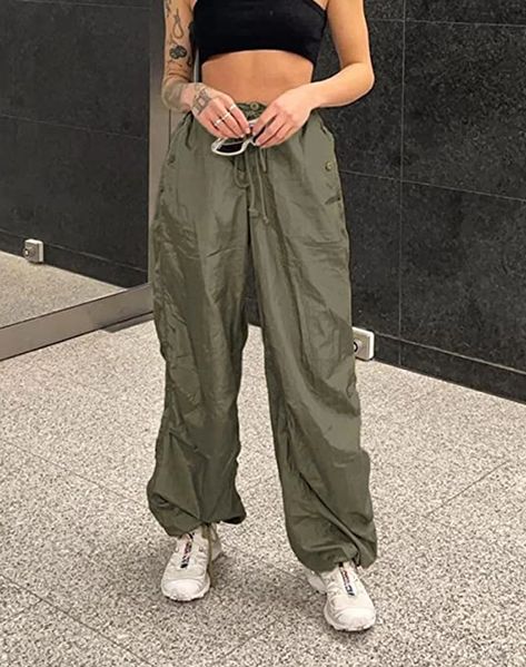 How to Wear Parachute Pants in 2022 - PureWow Cargo Pants Women Baggy, Cargo Pants Baggy, White Cargo Pants, Baggy Cargo Pants, Star Trek Cosplay, Wide Leg Sweatpants, Baggy Pant, Y2k Streetwear, Swimsuit Dress