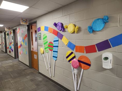 Candy Land Hallway Theme, Candyland Hallway Theme, Twist And Turns Vbs 2023 Craft Room Decorations, Candyland Themed Hallway, Twist And Turns Vbs 2023 Decorations Diy, Vbs Twists And Turns Crafts, Vbs 2023 Twists And Turns Craft Ideas, Twists & Turns Vbs Decorations, Vbs Twists And Turns Decorations