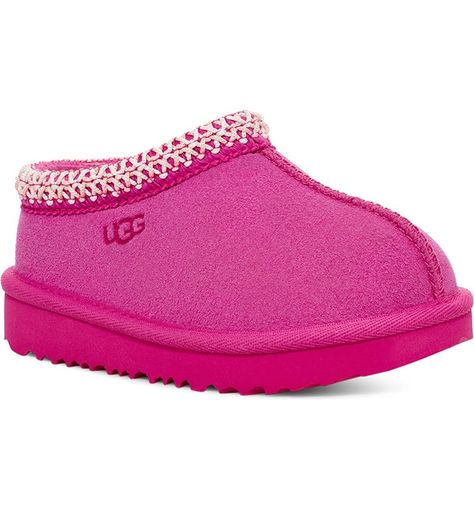 Cute Uggs, Pink Ugg Boots, Pretty Sneakers, Pink Uggs, Ugg Tasman Slippers, Cute Christmas Outfits, Rock Rose, Preppy Shoes, Ugg Tasman