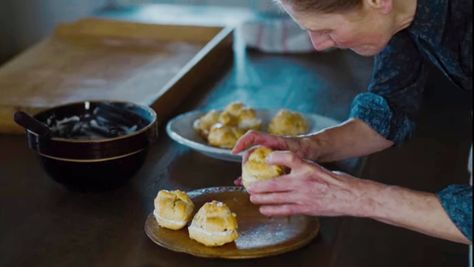 Anne With An E Food, Ballerina Farm, Nature Craft, Baking Book, Anne With An E, Anne Shirley, Kindred Spirits, Village Life, Anne Of Green Gables