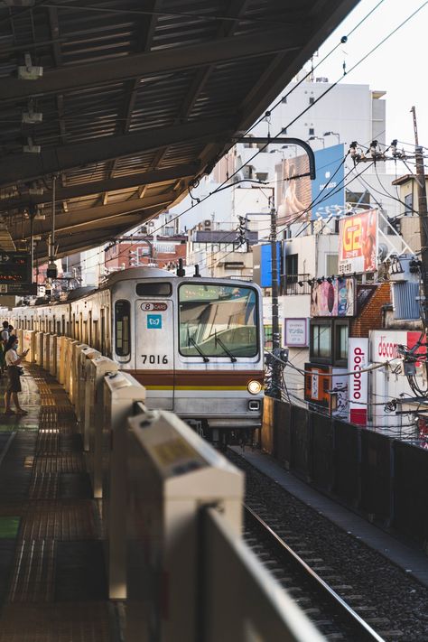 Exploring Nakameguro, Tokyo - A guide to the hip, artsy neighborhood — Barrettish Nakameguro Tokyo, Starbucks Reserve Roastery, Tokyo Neighborhoods, Japan November, Tokyo Aesthetic, Starbucks Reserve, Best Pizza, Japan Aesthetic, Tokyo Travel