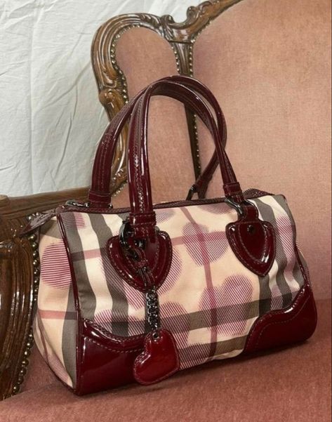 #fashion #1 #aesthetic #tiktok #burberry #burberrybag #purses #pursesandhandbags #pursesandbags #purseaccessories #heart #hearts #designer #designerwear #designerbags #cutepurse #aesthetic #aesthetictumblr #aestheticstyle #90s #90sfashion #90sstyle #90saesthetic #y2k #y2kfashion #y2kaesthetic #y2kstyle #y2kstreetwear #y2kpurse Heart Handbag, Girly Bags, Fancy Bags, Heart Bag, Pretty Bags, Burberry Handbags, Cute Purses, Cute Bags, Looks Vintage