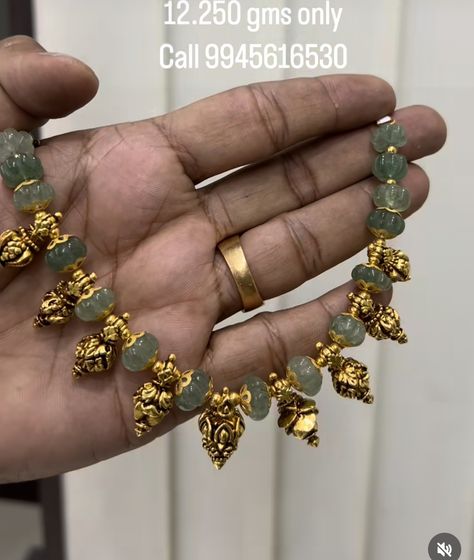 Beeds Haram Gold, Latest Beads Jewellery Designs, Beads Jewelry Indian Gold, Antique Pearl Necklace, Neck Pieces Jewelry, Gold Pearl Jewelry, Antique Necklaces Design, New Gold Jewellery Designs, Gold Earrings Models