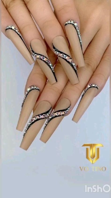 Nude Glam Nails, Stylish Nail Art, Nude Nail Designs, Swarovski Nails, Nails Design With Rhinestones, Art Design Ideas, Coffin Nails Long, Bling Acrylic Nails, Glam Nails