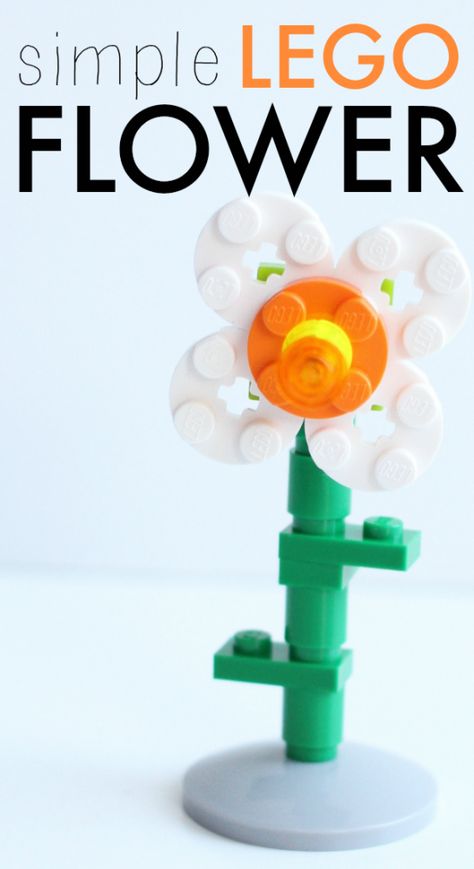 Simple LEGO Flower Step-by-Step Tutorial:  Make one or make a garden full of flowers! How To Make Lego Flowers, Lego Simple Ideas, Lego Garden, Lego Therapy, Garden Full Of Flowers, Lego Diy Crafts, Lego Flowers, Lego Challenge, Lego Building Instructions