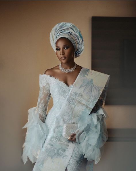 Traditional Ghanian Wedding Dress, Asoebi Wedding Dress, Traditional Congolese Wedding Dress, Wedding Dresses Nigerian Bride, Nigerian Wedding Dresses Traditional Yoruba, West African Wedding Dress, Naija Wedding Dresses, Nigerian Party Dresses, African Wedding Dress Nigerian Fashion