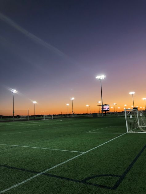 #soccer #socceraesthetic #soccerlife Soccer Pitch Aesthetic, Soccer Asthetic Picture, Soccer Aesthetic Pictures, Soccer Aesthetic Boy, Travel Soccer, Summer Soccer, Soccer Aesthetic, Soccer Pics, Soccer Photography