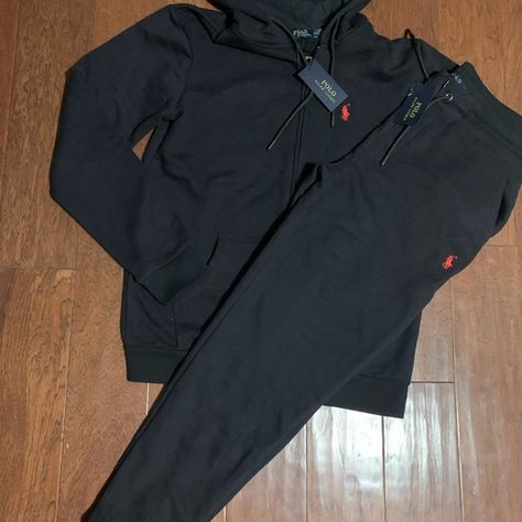 POLO Ralph Lauren Tracksuit (XL) Polo Tracksuit Outfit, Ensemble Ralph Lauren, Polo Sweat Suits, Polo Tracksuit, Polo Ralph Lauren Tracksuit, Comfy Casual Summer Outfits, Ralph Lauren Tracksuit, Polo Ralph Lauren Outfits, Pikachu Hoodie