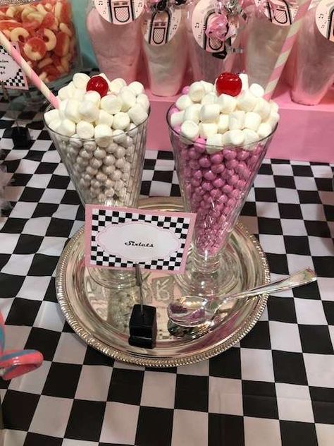 Sock Hop Party Centerpieces, 50s 50th Birthday Party, Oldies Party Theme Ideas, 50s Themed Party Ideas Food, 50s Birthday Ideas For Women, 1950s First Birthday Party, 50s Party Centerpieces, Grease 50th Birthday Party, 50s Party Decor