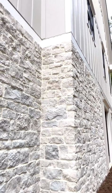 White Wash Exterior Stone, White Wash Stone Exterior, Grey Wash Brick, Grey Brick Houses, Golf House, Stone Porches, Southern Mansions, Brick Fireplace Makeover, Stone Exterior