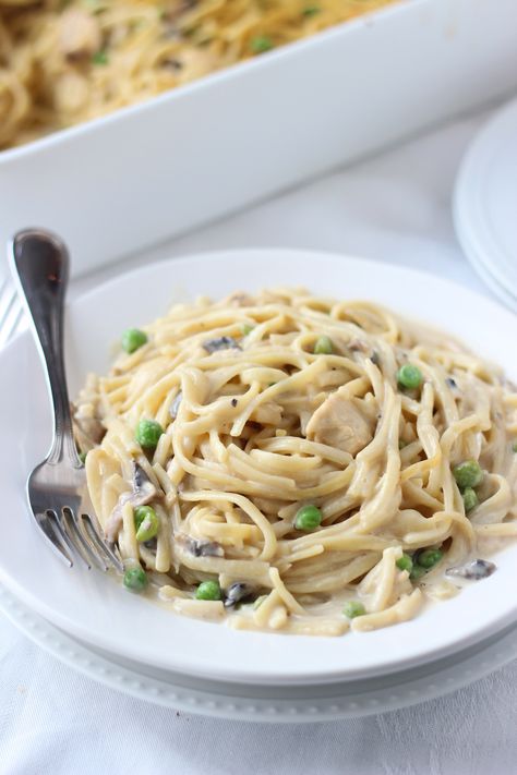 Chicken Tettrazini, Chicken Tetrazzini Recipes, Chicken Tetrazzini, Healthy Chicken, Pasta Dishes, Pasta Recipes, Main Dishes, Baked Dishes, Healthy Snacks