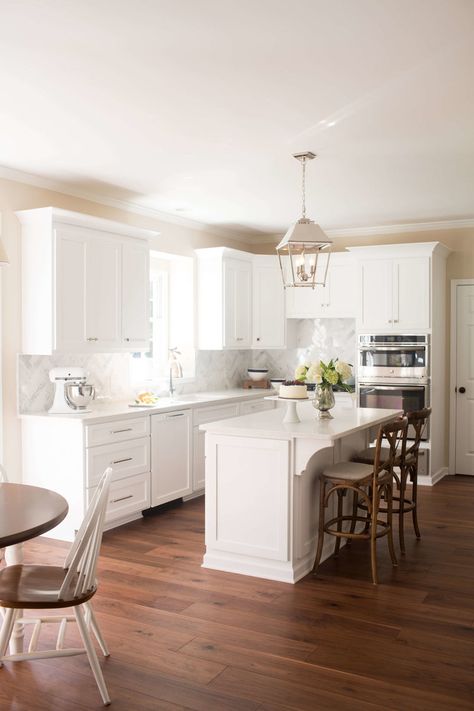 Simple White Kitchen, White Kitchen Open Concept, Small Open Kitchens, Kitchen Light Fixtures, Small Kitchen Renovations, Small White Kitchens, Ivory Lane, Open Concept Kitchen Living Room, Open Kitchen And Living Room