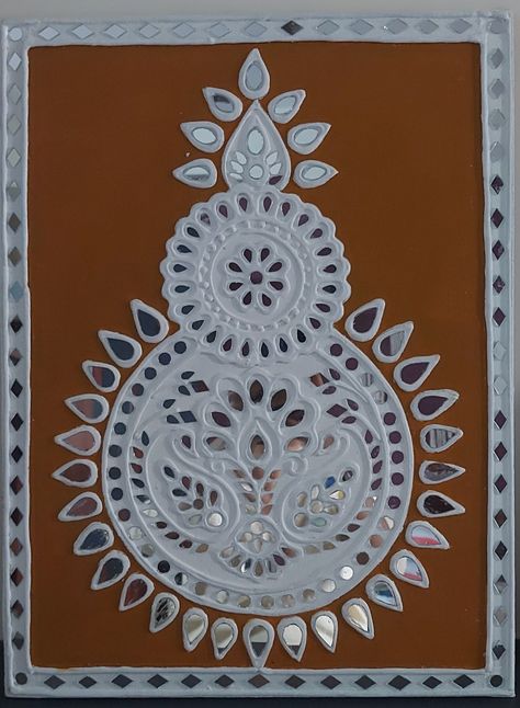 Lipan art with marble powder Marble Powder Art, Lippon Art, Lipan Art, Worli Painting, Lippan Art, Mirror Crafts, Clay Wall Art, Art And Craft Videos, Clay Wall