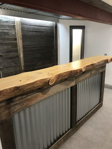 Live Edge Checkout Counter, Rustic Bar Wall Ideas, Cedar Bar Top, Raw Edge Bar Top, Bar Fronts Ideas, Love Edge Bar Top, Turn Cabinet Into Bar, Live Edge Bars, Live Edge Bar Ideas