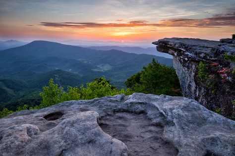 10 Best Hikes around Lynchburg, VA Virginia Beach Vacation, Lynchburg Virginia, The Appalachian Trail, Some Day, Travel Nursing, The Mountains Are Calling, Cover Ideas, Do It Again, Fall Travel