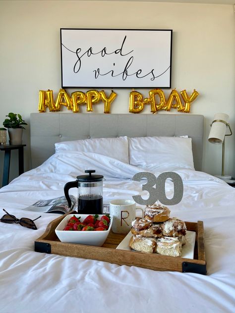 Simple breakfast tray for any occassion. Breakfast In Bed Ideas Birthday, Breakfast Birthday Ideas For Him, Birthday Breakfast In Bed For Him, Husband Birthday Breakfast Ideas, Birthday Breakfast For Boyfriend, Birthday Breakfast For Mom, Bed Birthday Decorations, Birthday Morning Surprise For Husband, Birthday Breakfast Ideas For Him