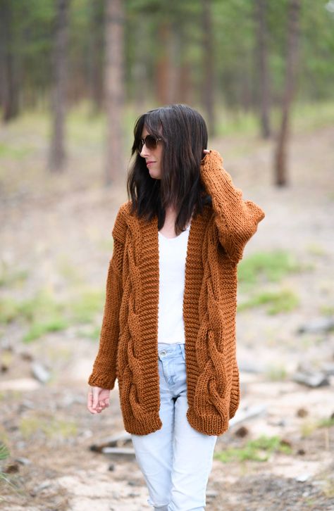 Easy Cable Knit Sweater Free Pattern – Mama In A Stitch Cable Cardigan Knitting Patterns, Cable Sweater Pattern, Cabled Cardigan, Mama In A Stitch, Easy Sweater Knitting Patterns, Ladies Sweaters, Knitted Stuff, Shawl Knitting, Ladies Cardigan