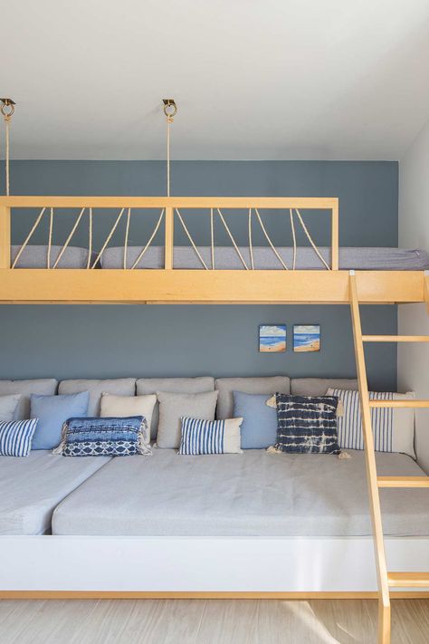 Bed Designs For Bedroom, Room Bed Ideas, Room Bunk Bed, Loft Bunk Bed, Bunk Bed Ideas, Trending In 2023, Bunk Bed Room, Bunk Bed With Storage, Bunk Bed Rooms