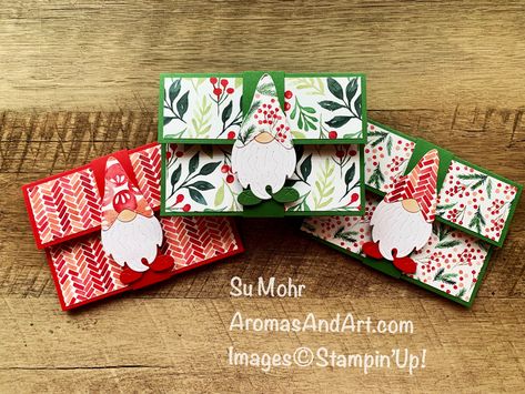 Easy-to-make gift card holders, decorated with cute gnomes. Instructions on my blog, aromasandart.com. Friendly Gnomes Stampin Up Cards, Corporate Gifts For Employees, Kindest Gnomes, Creative Corporate Gifts, Corporate Gift Ideas, Gift Card Holder Diy, Gift Cards Money, Christmas Gift Card Holders, Gift Card Holders