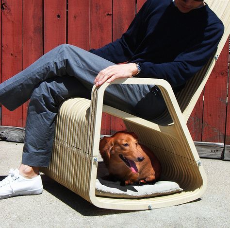 rocking-2-gether chair 2.1. chill-out with your doxie! Diy Chat, Animal Chair, Washing Station, Dachshund Love, Pet Furniture, Animal House, A Chair, Dog House, Cat House