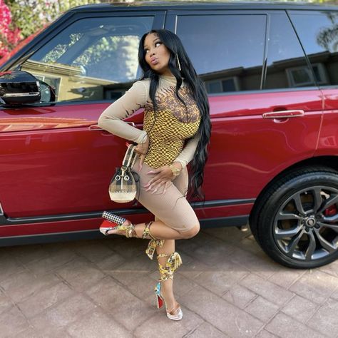 Nicki Minaj Outfits, Nicki Minaj Wallpaper, Nicki Minaj Photos, Nicki Minaj Pictures, Au Pair, Pink Friday, Female Rappers, Nicki Minaj, Celebrity Pictures