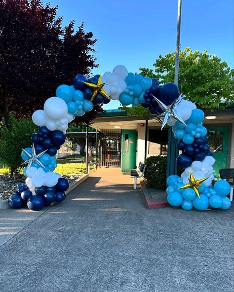 Volleyball Balloon Arch, Blues Clues Balloon Arch, Athletic Banquet, Arch Entryway, Three Girls, Blues Clues, Balloon Arch, Aaliyah, Balloon Garland