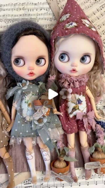 Blythe clothes and toys 💕 on Instagram: "Spring is here!🌷 Cute clothes for Blythe dolls! New in my shop!💕💕💕" Blythe Outfit, Blythe Clothes, Cute Clothes, Spring Is Here, Blythe Dolls, Art Toy, I Shop, Cute Outfits, Dolls