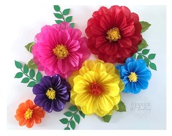 Fiesta Paper Flowers, Mexican Fiesta Party Decorations, Mexican Paper Flowers, Moana Birthday Party Ideas, Paper Flower Backdrop Wedding, Fiesta Party Ideas, Mexican Theme Party, Flower Backdrops, Encanto Party