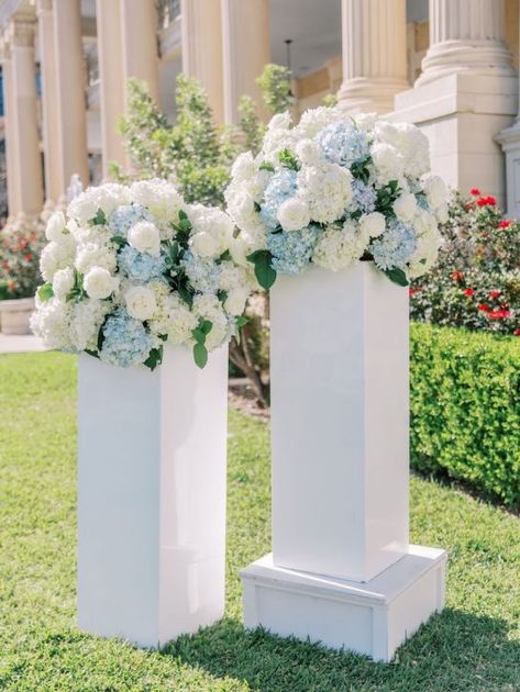 Wedding Ceremony Centerpieces, Blue Peonies Wedding, Hygrandea Centerpiece, Hydrangea Wedding Ceremony Decor, Traditional Wedding Florals, Spring Floral Arrangements Wedding, Blue Hydrangea Wedding Flowers, Tall Ceremony Floral Arrangements, Blue And White Hydrangea Bouquet