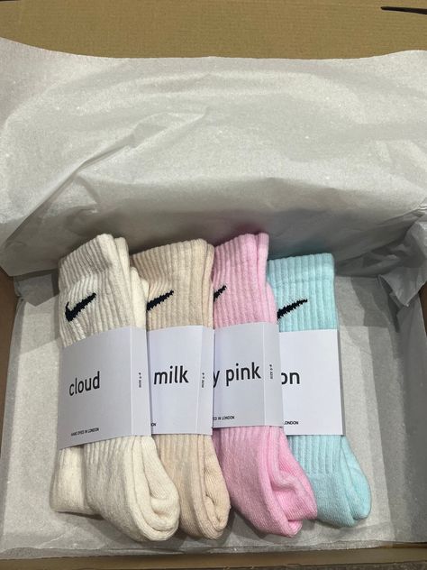 Brand new Nike crew socks hand dyed Size 2-4 5-8 and 8-11 uk sizes in box with labels Preppy Socks, Wish List Ideas, Nike Crew Socks, Nike Gifts, Nike Products, Nike Set, Sephora Skin Care, Nike Fashion Shoes, Nike Socks