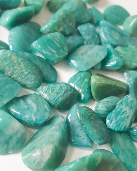 Turquoise Gemstone Aesthetic, Amazonite Aesthetic, Amazonite Meaning, Crystal Turquoise, Turquoise Crystals, Virgo And Taurus, Turquoise Gem, Amazonite Crystal, Aqua Stone