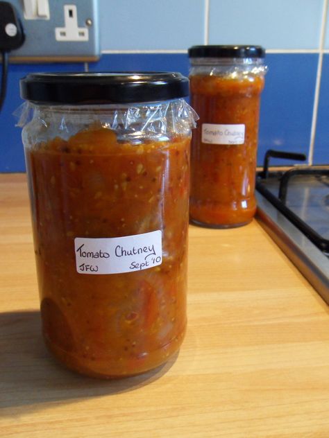 Tomato Chutney Recipe, Local Supermarket, Fresh Tomato Sauce, Tomato Relish, Tomato Jam, Relish Recipes, Tomato Chutney, Chutney Recipe, Chutney Recipes