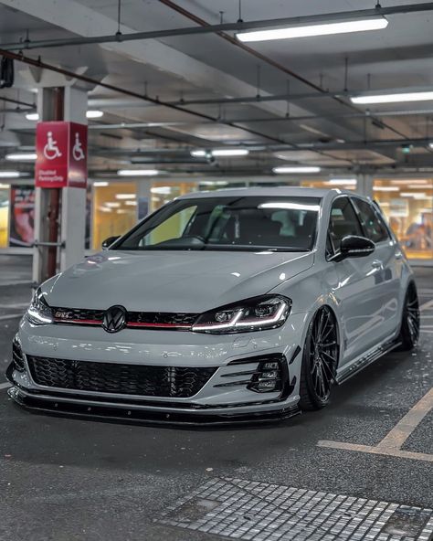 Golf Gti Sport, New Golf Gti, Vw Golf R Mk7, Gti Car, Golf R Mk7, Van Volkswagen, Vw R32, Polo Car, Volkswagen Polo Gti