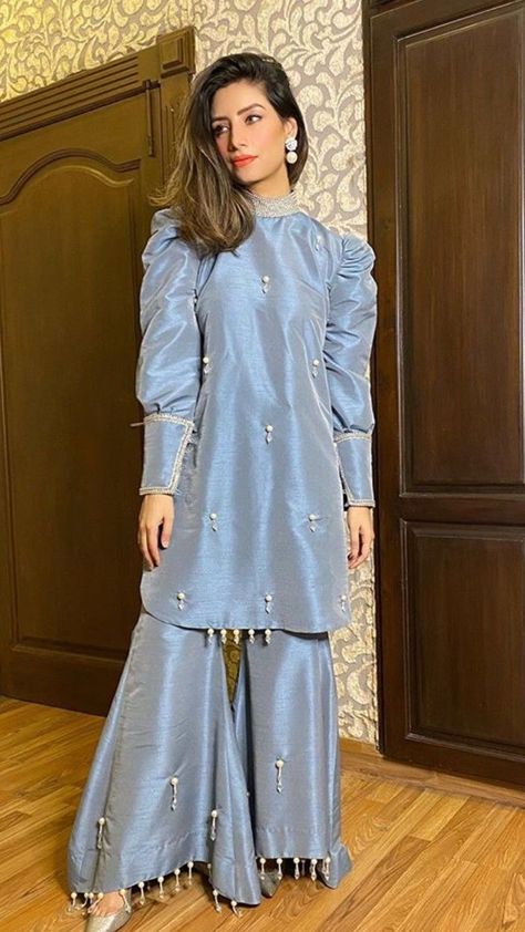 Eid Dress, Latest Dress Design, Pakistani Dresses Casual, Sleeves Designs For Dresses, Simple Pakistani Dresses, Designer Dresses Casual, Designer Party Wear Dresses, Boutique Dress Designs, Stylish Party Dresses