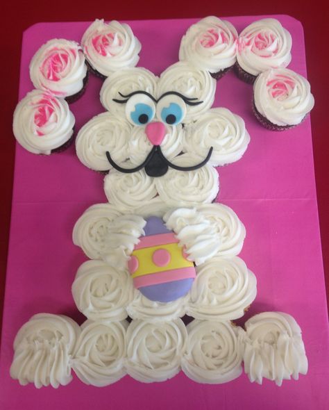 Cupcake Easter Bunny, Cupcake Easter Bunny Cake, How To Make A Bunny Cake For Easter, Cupcake Bunny Cake, Bunny Easter Cake, Easter Cupcake Pullapart, Easter Bunny Cupcake Cake, Pull Apart Easter Cupcakes, Bunny Pull Apart Cupcakes