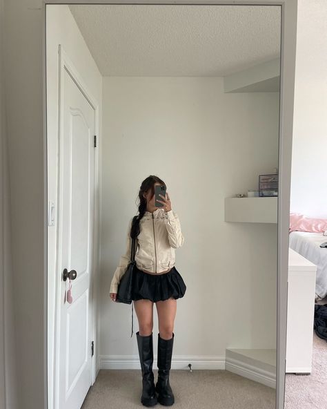 Bubble skirt 10 ways 🫧 Bubble Skirt Winter Outfit, Bubble Skirt Outfit Ideas, Black Bubble Skirt Outfit, Bubble Skirt Outfit, Cloth Inspiration, Bubble Skirts, Baguio, Bubble Skirt, Winter Skirt