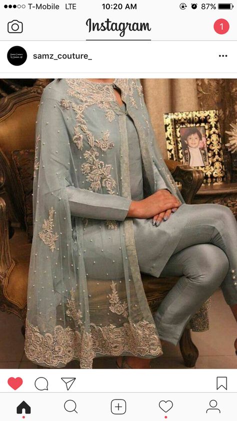 Punjabi Clothes, Net Dress Design, Baju Kahwin, Pakistani Party Wear Dresses, Pakistani Formal Dresses, Pakistani Party Wear, Pakistani Wedding Outfits, Pakistani Dresses Casual, Net Dress