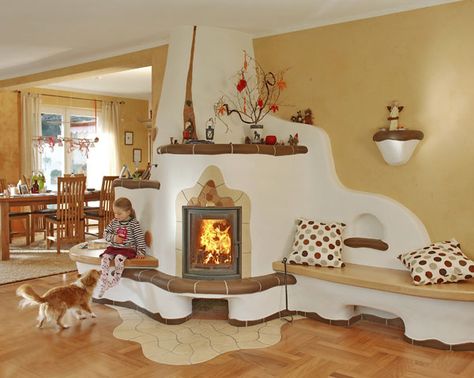 Clay heaters and fireplaces for fairytales houses Home Furnace, Design Camino, Casa Hobbit, Earthship Home, Natural Homes, Cob House, Corner Fireplace, Earth Homes, Natural Building