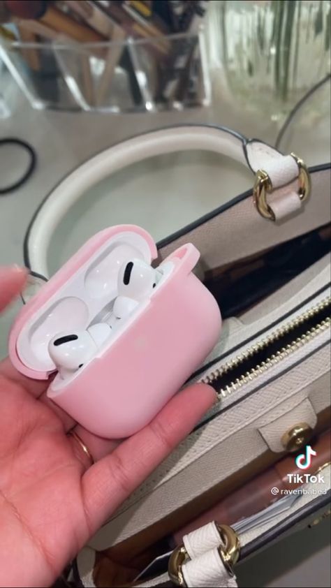 Airpods Pro Aesthetic In Ear, Airpods Pro Case Pink, Airpods Pro Aesthetic, Airpods Aesthetic, Preppy Phone Case, Iphone Obsession, Apple Airpods Pro, Pretty Phone Cases, Ear Buds